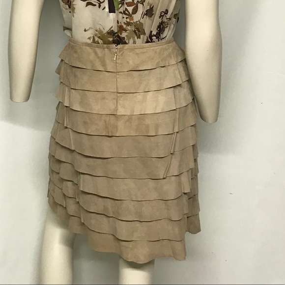 SOLD - Hugo boss tired suede skirt - Picture 4 of 5